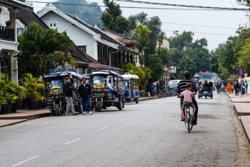 ballade en vélo à luang prabang