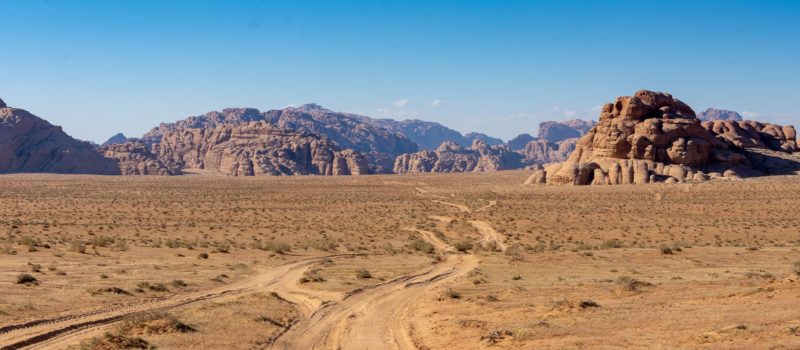 parcourir les pistes de Wadi Rum