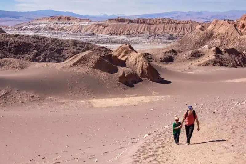 valle de la luna a san pedro de atacama