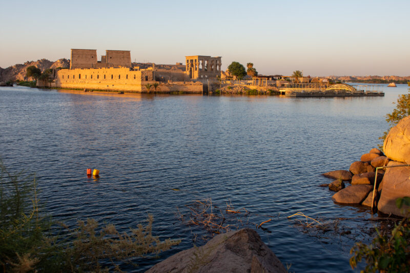 la vue le soir sur Philae