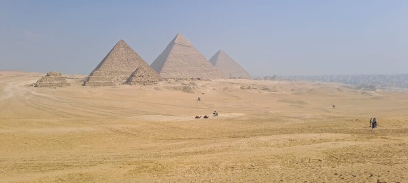 les pyramides de Gizeh