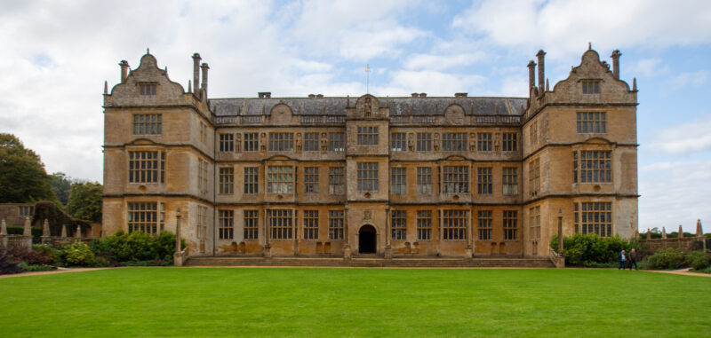 chateau de Montacute