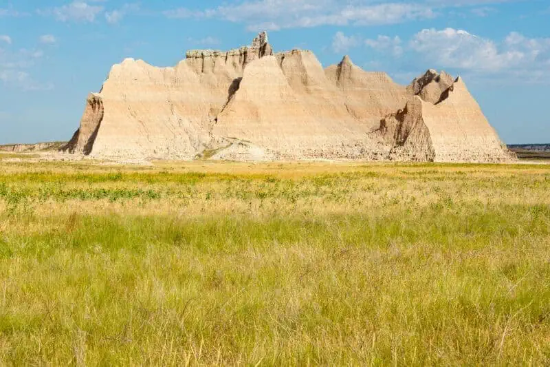 badlands road trip yellowstone
